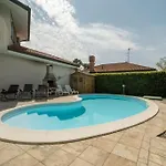 Cara Villa *