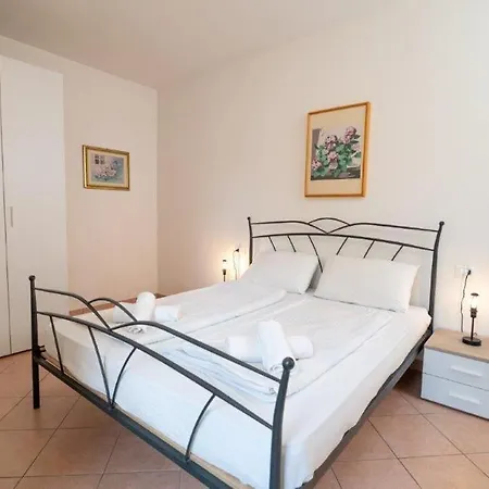 Vila Cara *