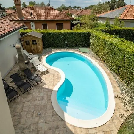 Vila Cara Albarella Island