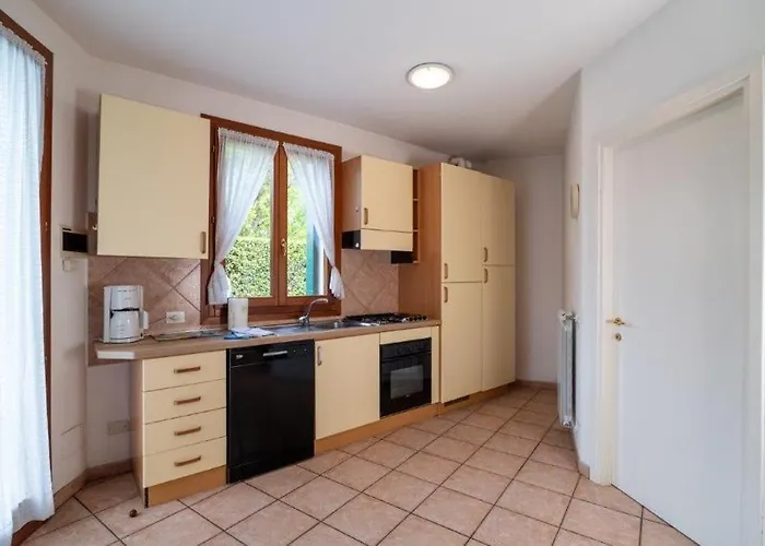 Cara Villa Albarella Island